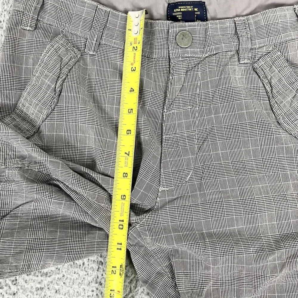 Alpha Industries Cargo Shorts Mens 32 Gray Plaid Cotton‎ Canvas Military Utility
